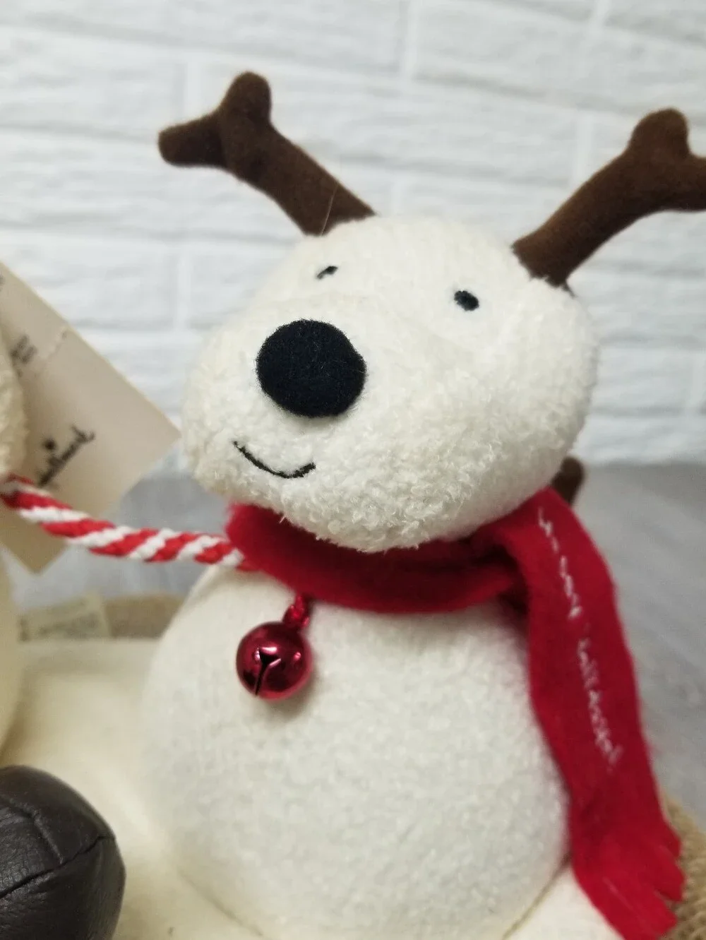 Hallmark Jingle Pals Animated Singing Plush